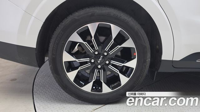 Kia Canival 2022 — photo 5