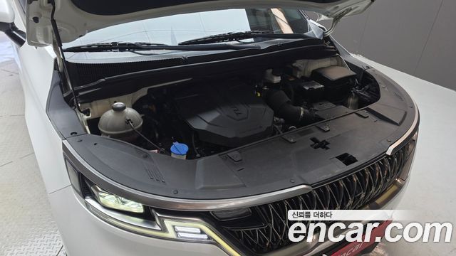 Kia Canival 2022 — photo 6