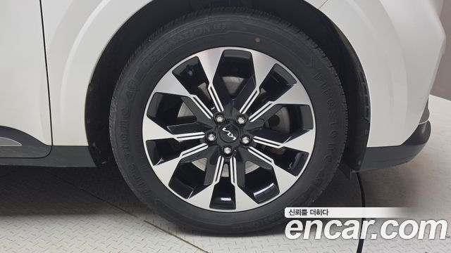 Kia Canival 2022 — photo 7