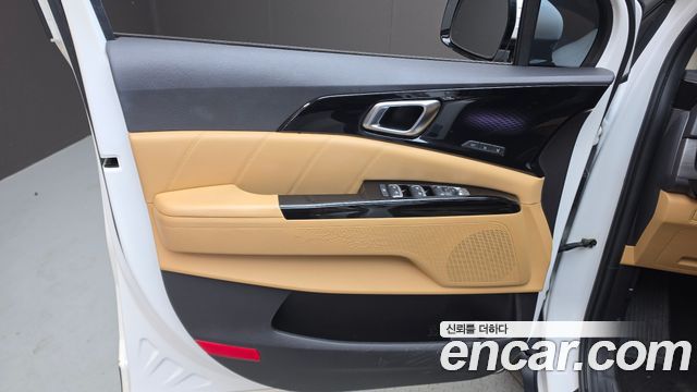 Kia Canival 2022 — photo 14