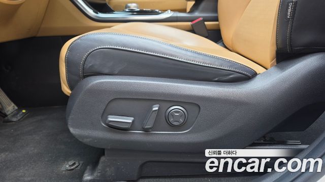 Kia Canival 2022 — photo 35