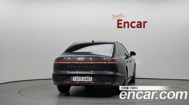 Hyundai Grandeur 2023 — photo 4
