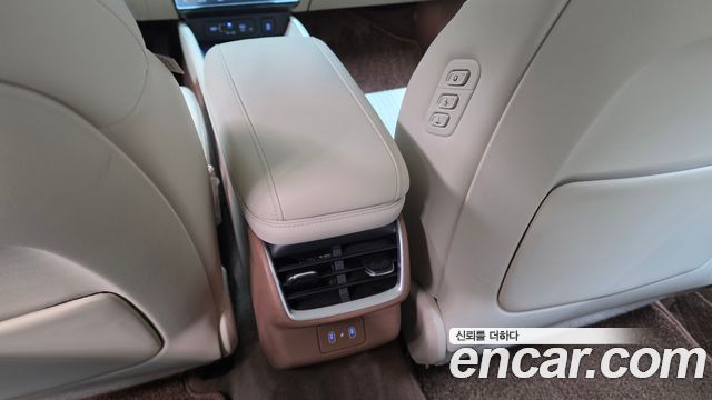 Hyundai Grandeur 2023 — photo 32