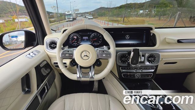 Mercedes-Benz G-Class 2022 — photo 14