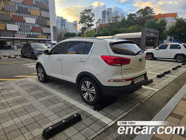 Kia Sportage 2015 — photo 4