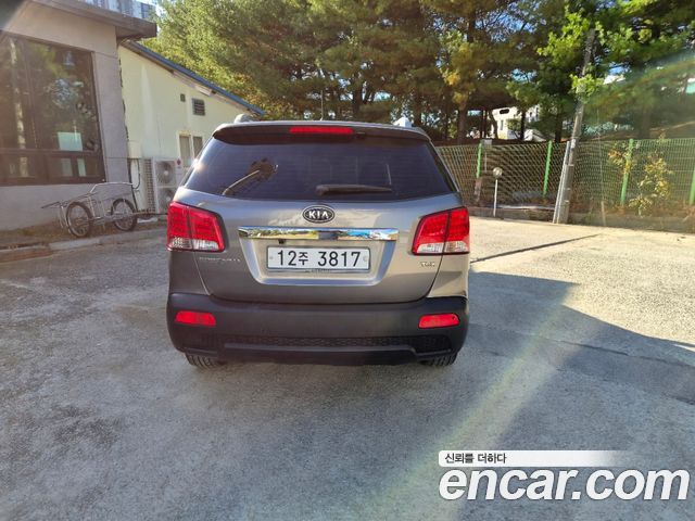 Kia Sorento 2011 — photo 6