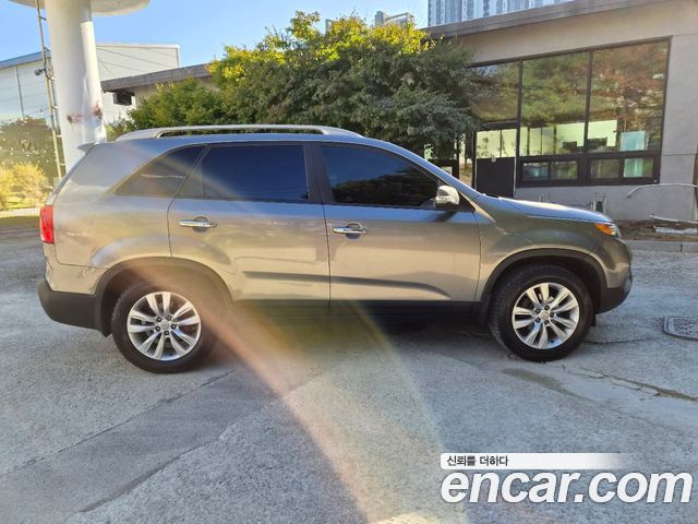 Kia Sorento 2011 — photo 8
