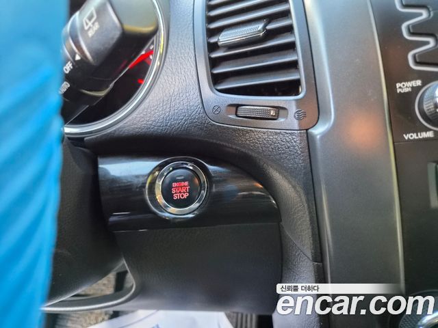 Kia Sorento 2011 — photo 13
