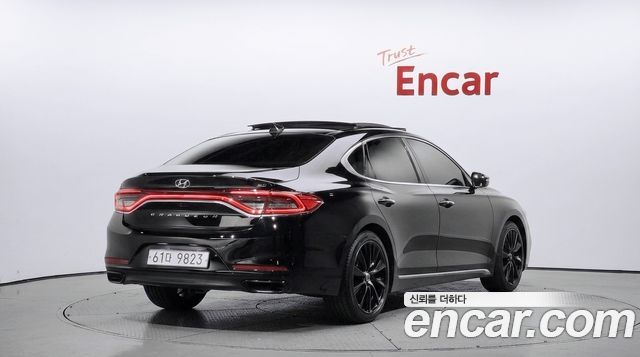 Hyundai Grandeur 2018 — photo 2