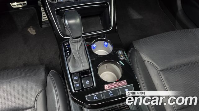 Hyundai Grandeur 2018 — photo 9