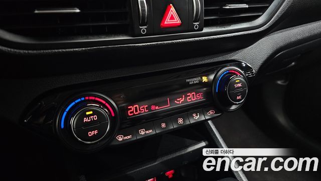 Kia K3 2020 — photo 22