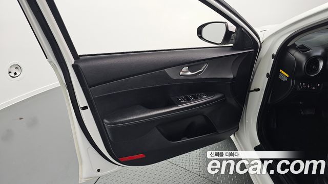 Kia K3 2020 — photo 14
