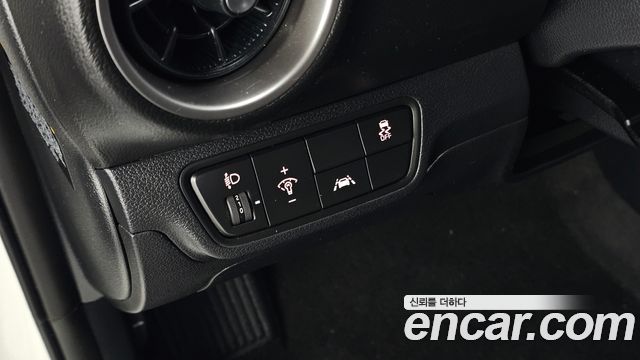 Kia K3 2020 — photo 27