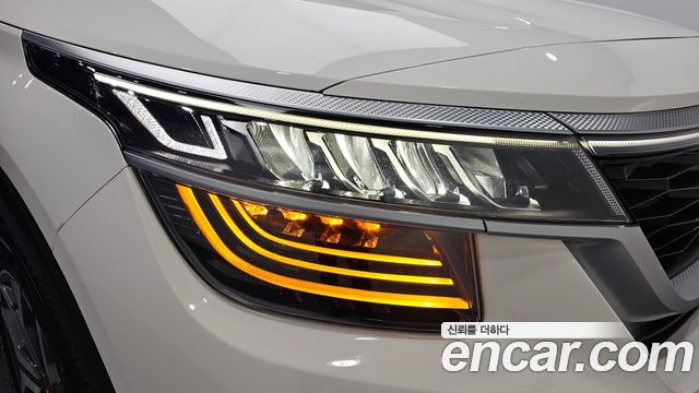 Kia Seltos 2020 — photo 8