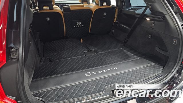 Volvo XC90 2017 — photo 20