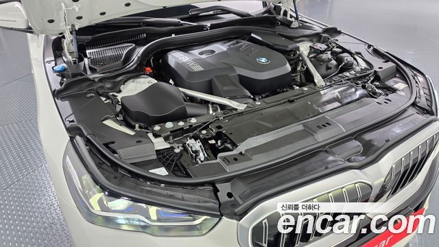 BMW 5-Series 2024 — photo 6