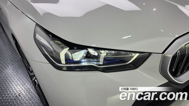 BMW 5-Series 2024 — photo 8