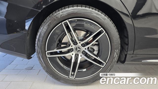 Mercedes-Benz E-Class 2026 — photo 5