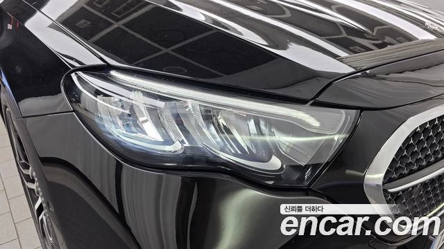 Mercedes-Benz E-Class 2026 — photo 8