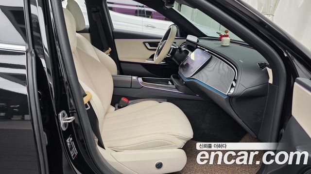 Mercedes-Benz E-Class 2026 — photo 16