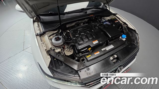 Volkswagen Passat 2018 — photo 6
