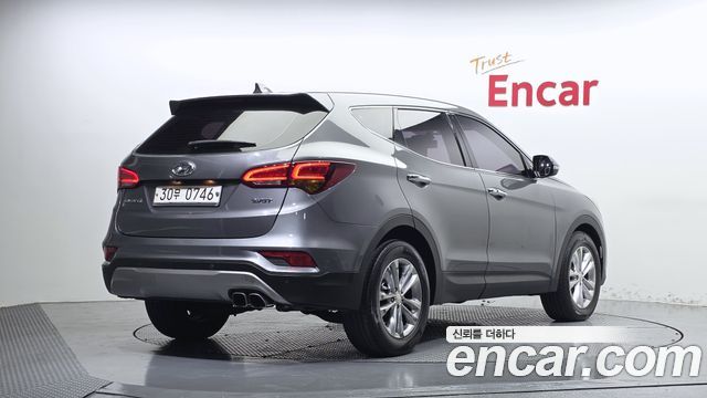 Hyundai Santafe 2016 — photo 2