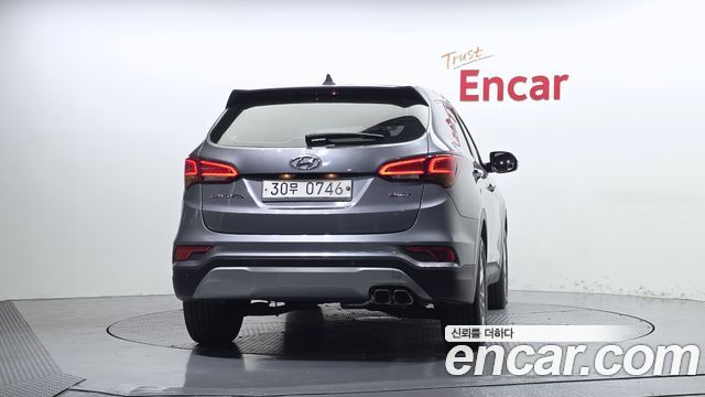 Hyundai Santafe 2016 — photo 4