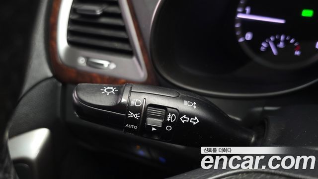 Hyundai Santafe 2016 — photo 23