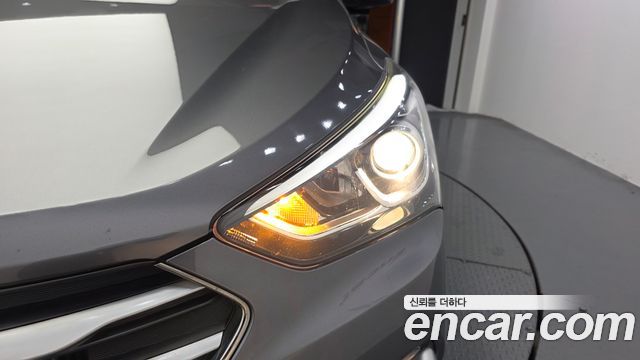 Hyundai Santafe 2016 — photo 8