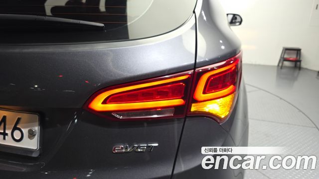 Hyundai Santafe 2016 — photo 9