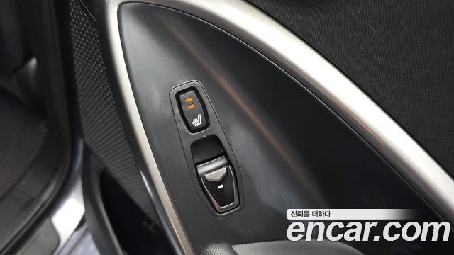 Hyundai Santafe 2016 — photo 27