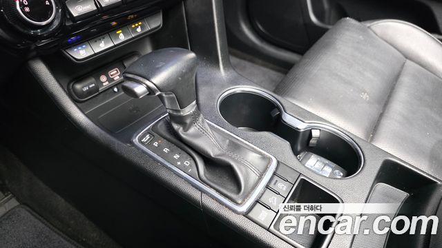 Kia Sportage 2016 — photo 12