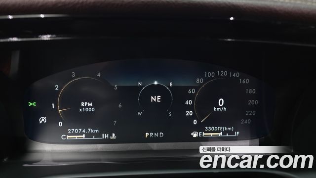 Lincoln Aviator 2022 — photo 8