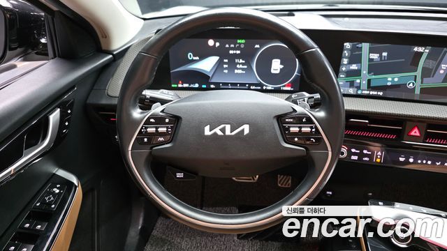 Kia EV6 2022 — photo 19