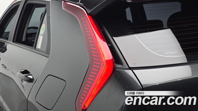 Kia Niro 2024 — photo 9