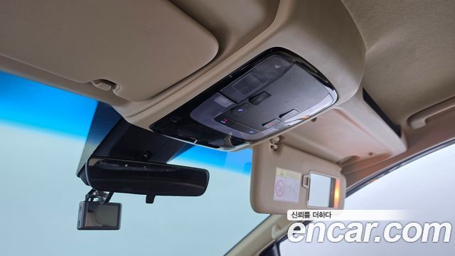 Hyundai Staria 2022 — photo 18