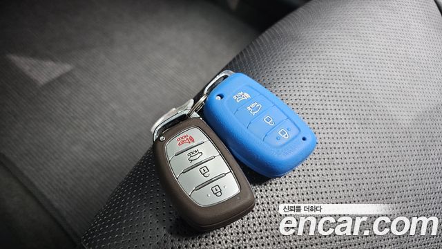 Hyundai AVANTE 2016 — photo 22