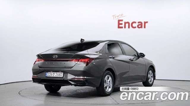 Hyundai AVANTE 2021 — photo 2