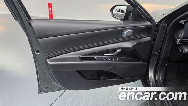 Hyundai AVANTE 2021 — photo 14