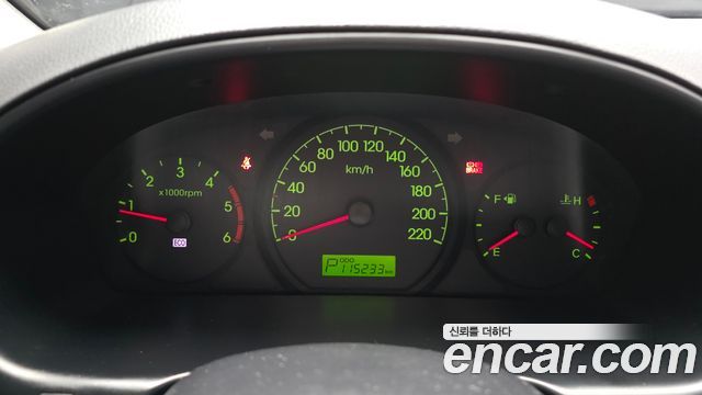 Hyundai Starex 2014 — photo 8