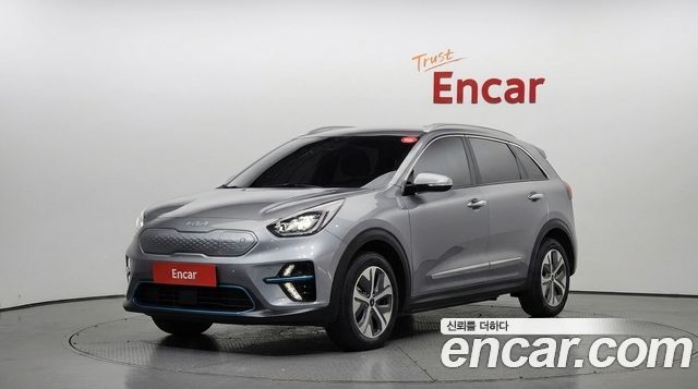 Kia Niro 2022 — photo 1