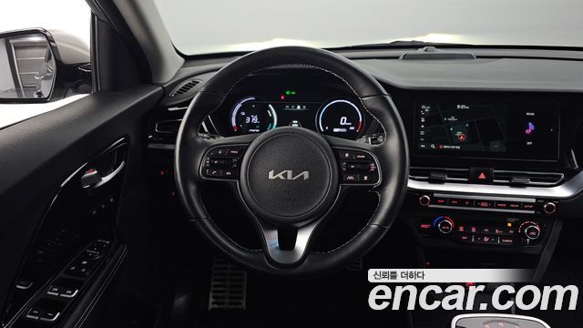 Kia Niro 2022 — photo 18