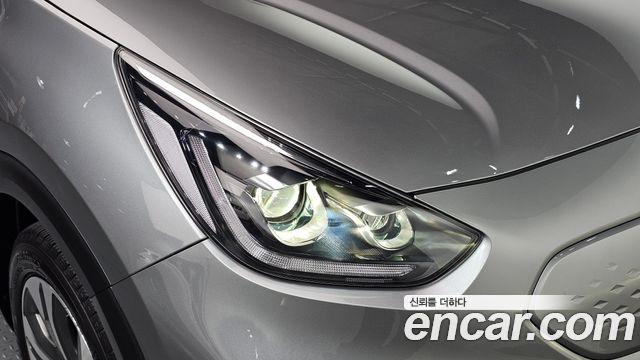 Kia Niro 2022 — photo 8