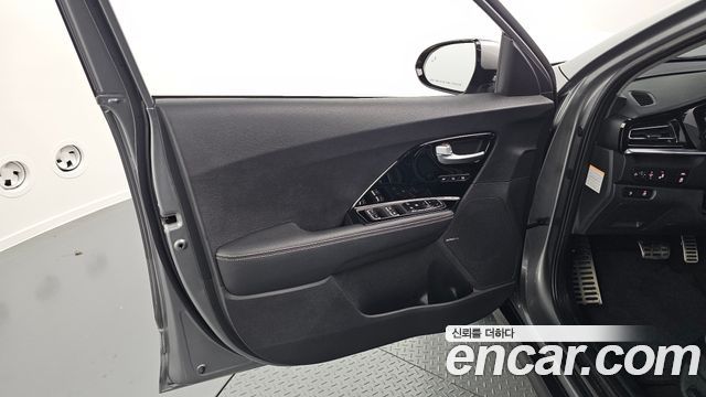 Kia Niro 2022 — photo 14