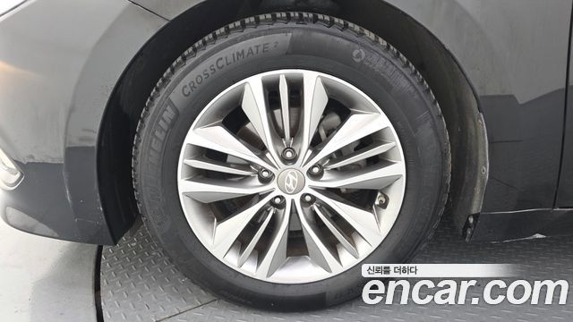 Hyundai Grandeur 2015 — photo 5