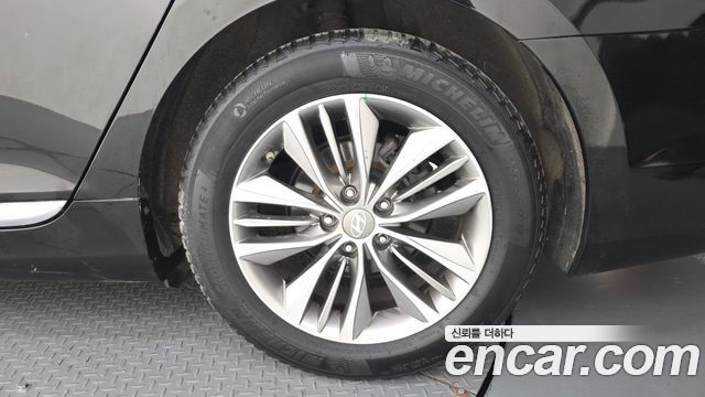 Hyundai Grandeur 2015 — photo 7