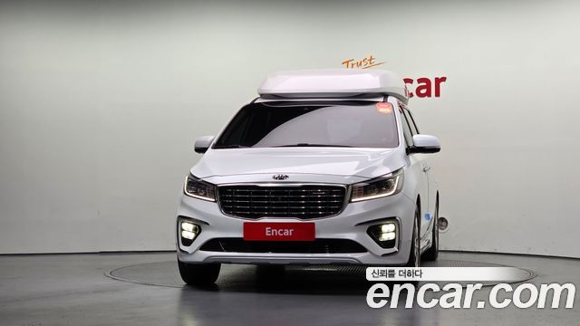 Kia Canival 2019 — photo 3