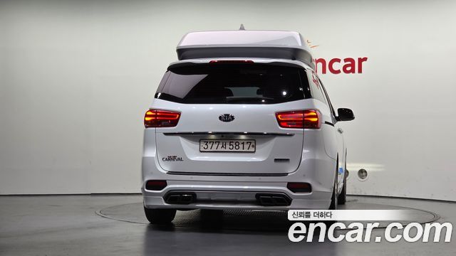 Kia Canival 2019 — photo 4