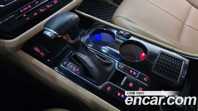 Kia Canival 2019 — photo 12