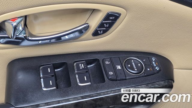 Kia Canival 2019 — photo 18